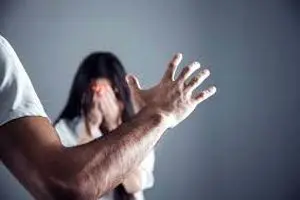 خشونت علیه زنان مساله‌ای فردی نیست، اجتماعی است