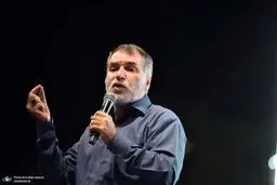 سخنرانی مسعود ده‌نمکی در تجمع دیشب تهران + عکس