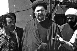 فرزند ارشد امام موسی صدر: این تصویر به ما می‌گوید امام در قید حیات است