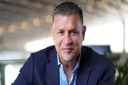 خواننده معروف ایرانی برای علی دایی قطعه «خلیج فارس» را خواند