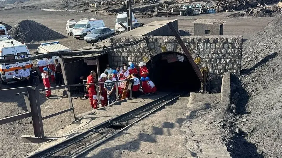 راهنمای دادخواهی خانواده‌های جان‌باختگان معدن
