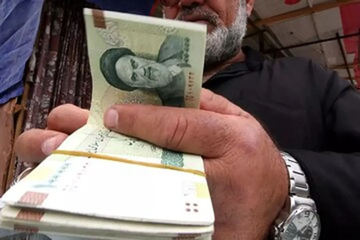 افزایش ۴۰ درصدی حقوق کارگران در سال ۱۴۰۳ قطعی شد؟ / سیگنال یک مصوبه مهم مجلس به تصمیمات جلسه دستمزد


