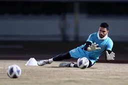 درخشش حسینی در  صدمین پنالتی آبی‌ها  به  حریفان
