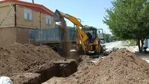 آغاز اجرای شبکه جمع‌آوری فاضلاب شهرک فرهنگیان شهر قروه درگزین

