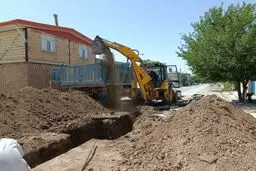 آغاز اجرای شبکه جمع‌آوری فاضلاب شهرک فرهنگیان شهر قروه درگزین

