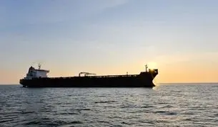 نیروی دریایی سپاه نفتکش متخلف را در جنوب سواحل مکران توقیف کرد

