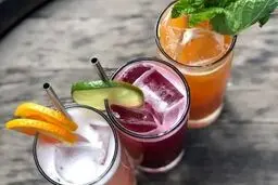 نوشیدنی‌های جادویی برای مقابله با گرمازدگی!
