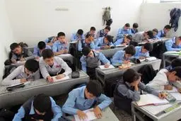  ما دو آموزش‌وپرورش داریم که یکی گرگ دیگری است