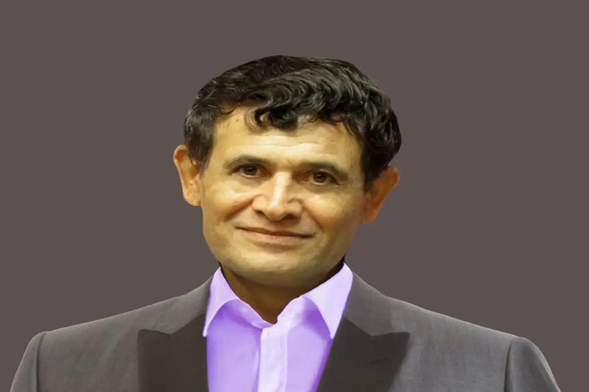شهرداری با دفن یک نویسنده در قطعه نام آوران مخالفت کرد / اگر نویسنده ۱۰ کتاب نه ، پس چه کسی؟ 