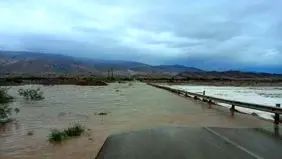 مسیر بندر خمیر ـ بندر لنگه همچنان مسدود است