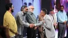 نشان ملی پارسی‌جان به بنیان‌گذار گنجور اعطا شد