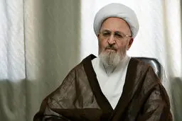توضیح دفتر یک مرجع تقلید درباره موتورسواری بانوان: ذاتاً حرام نیست