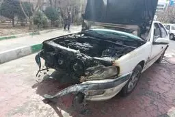 تصادف بنز با ۶ خودرو در نیاوران