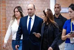 خانواده نخست‌وزیر اسراییل به مرگ تهدید شدند