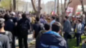 روزنامه اطلاعات: دانشجویان با هر شعار و رفتاری نباید از دانشگاه رانده شوند