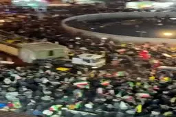 خرمشهر ۴ به میدان انقلاب آمد + ویدئو