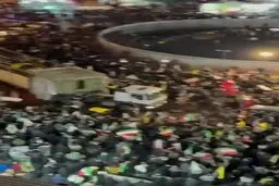 خرمشهر ۴ به میدان انقلاب آمد + ویدئو
