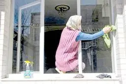 معلمان و پرستارانی که نظافتچی شدند
