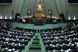 افزایش ظرفیت سکونتگاهی کشور برای جلوگیری از مهاجرت