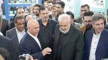 وزیر  صمت از  غرفه کروز  بازدید  کرد
