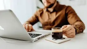 خداحافظی با وابستگی به قهوه؛ بیدار ماندن به سبک سالم