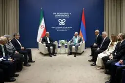 آمریکا به جای زور با منطق گفت‌وگو اقدام کند