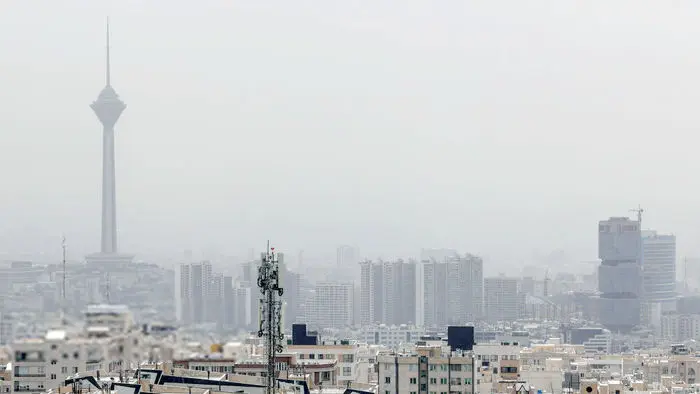 تهران؛ خاکستری مایل به طوسی