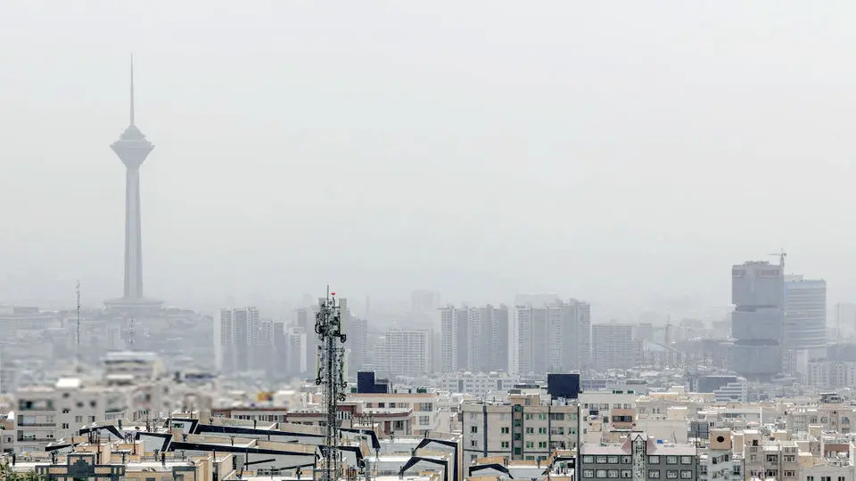تهران؛ خاکستری مایل به طوسی
