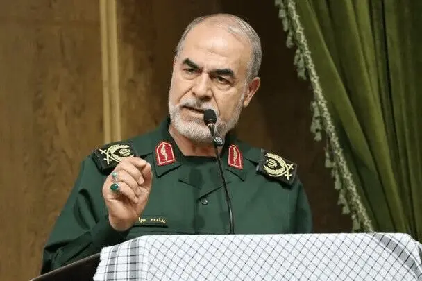 سردار جوانی: دفاع شرافتمندانه همه‌پرسی نمی‌خواهد؛ حتی اگر ۲۰ سال طول بکشد