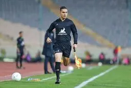 داور لیگ برتر به کانادا مهاجرت کرد