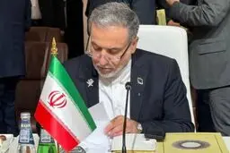 عراقچی: آمریکایی‌ها پیام دادند لطفا از ساعت 4 صبح حمله را متوقف کنید
