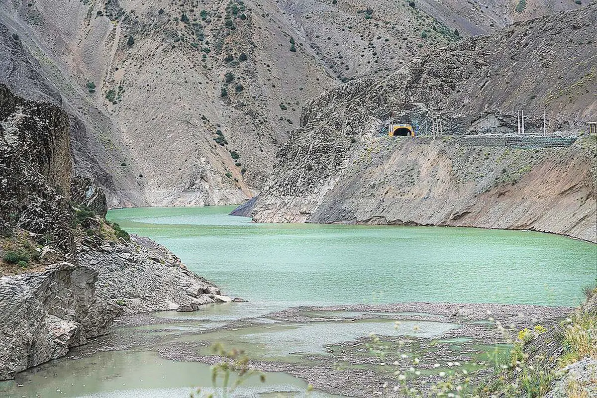 سدهای تهی‌دست
