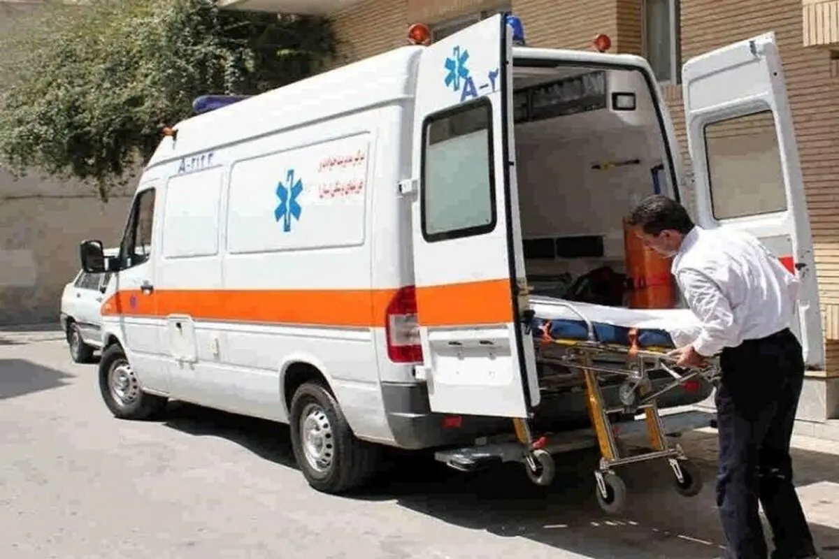 امتناع اورژانس یاسوج از خدمت‌رسانی به دانشجوی بدحال | انتقال دانشجوی نیمه‌بیهوش با پتو
