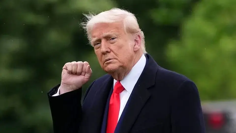 ترامپ دوباره بایدن و دولت قبل را پست و به دردنخور نامید 