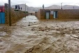 سوانح طبیعی در زمان تحولات سیاسی
