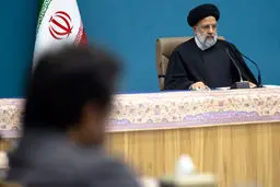 رئیسی: اقدامات بانک مرکزی برای جلوگیری از اضافه برداشت بانک‌ها با جدیت دنبال شود