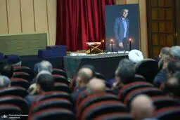 آزاده‌ی مردمی