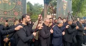 حضور پزشکیان در نماز ظهر عاشورا تبریز+ویدئو