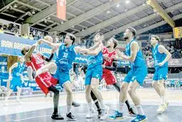 از استانداردهای جهانی  خیلی دور شدیم
