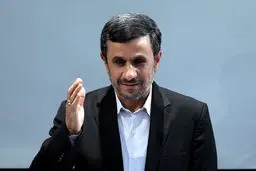 محمود احمدی‌نژاد از کشور خارج شد!

