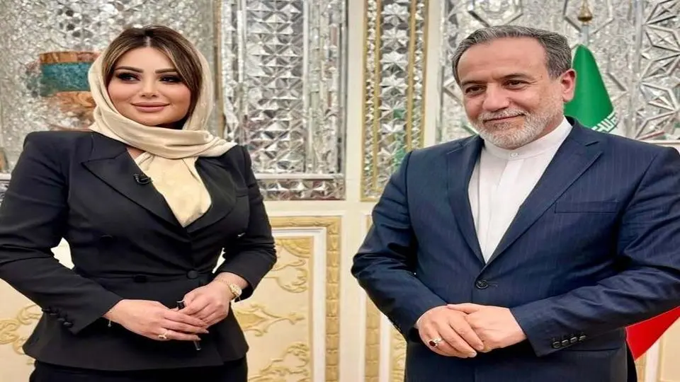 مصاحبه مجری معروف عرب با عراقچی + عکس