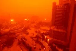 گرد و غبار، عراق را در نوردید+ ویدئو