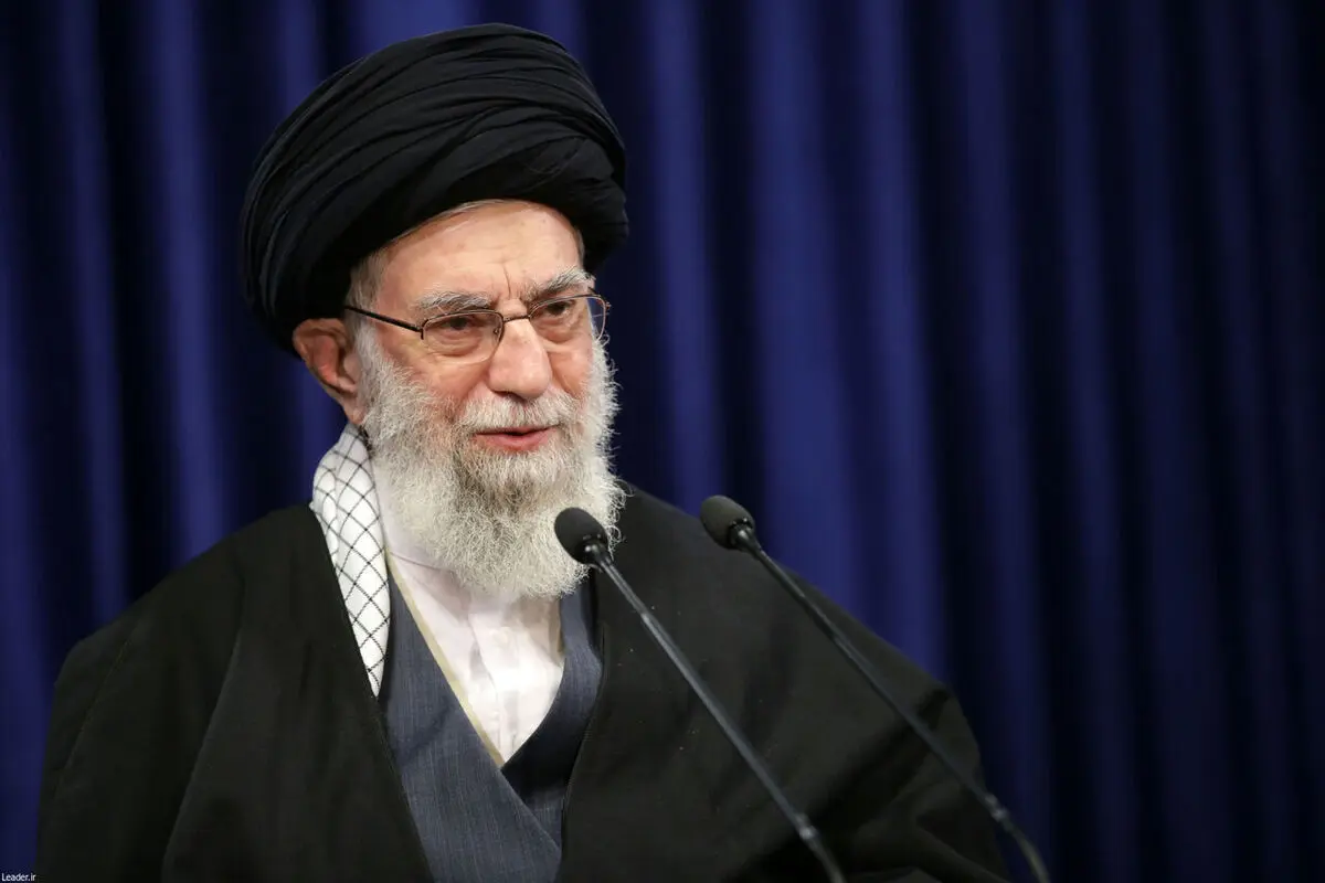 جمهوری اسلامی با الهام از اهل‌بیت
 اژدهای هفت‌سر استکبار را عقب راند و پیشرفت کرد