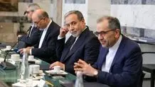ساز مخالف در پاریس