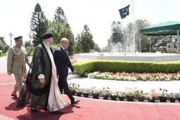 این سفر پیام مهمی داشت