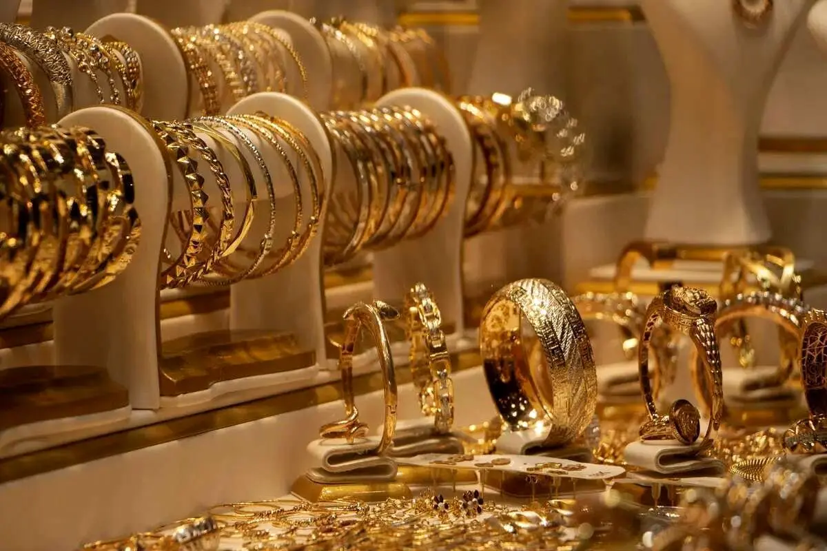 قیمت طلا امروز سه شنبه ۱۵ مهر ۱۴۰۴ در بازار / طلا گران شد + جدول