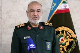 
عراق هرچه سریع‌تر با پایان دادن به حضور عناصر ضدانقلاب، امنیت مرزهایش با ایران را تامین کند
