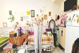 یک تخت؛ سهمی از زندگی
