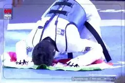 احترام نظامی به پرچم ایران و سجده شکر زندی را بیبنید + ویدیو