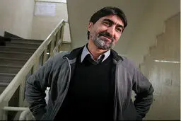توضیح ناصر محمدخانی درباره آخرین وضعیت جسمانی‌اش

